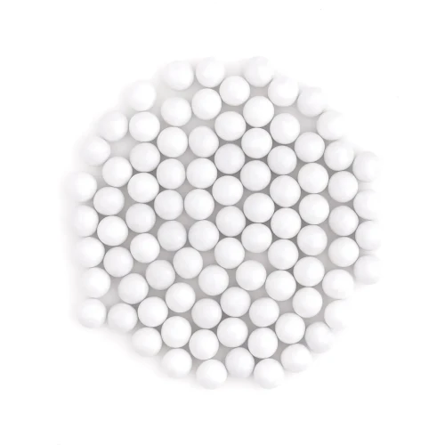 pearl-white-chocoballs-456056.webp